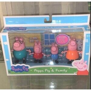 NIB! Peppa Pig's Family - Set of 4 Figurines